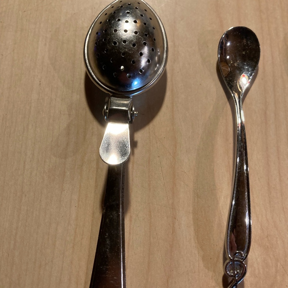 Silver Tea Infuser and Spoon Set - Picture 2 of 5